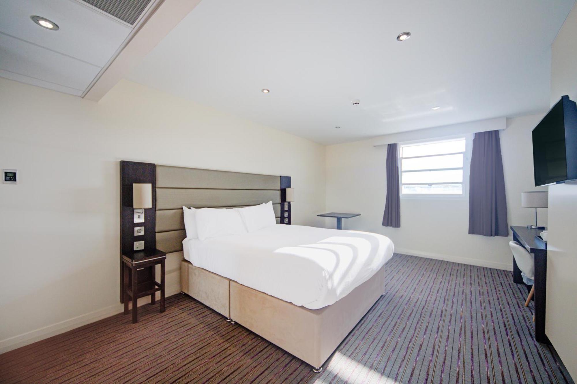 Belvilla Newport City Centre Hotel - Lifestyle المظهر الخارجي الصورة