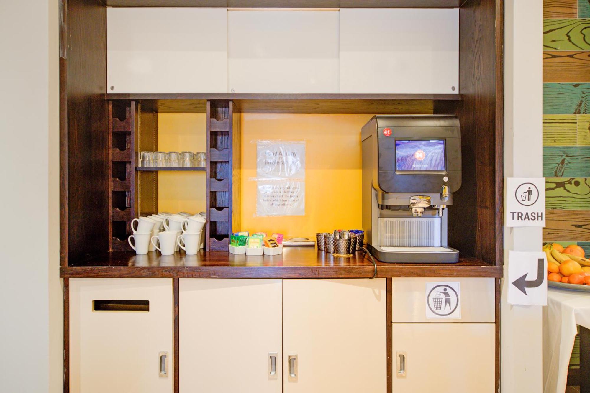 Belvilla Newport City Centre Hotel - Lifestyle المظهر الخارجي الصورة